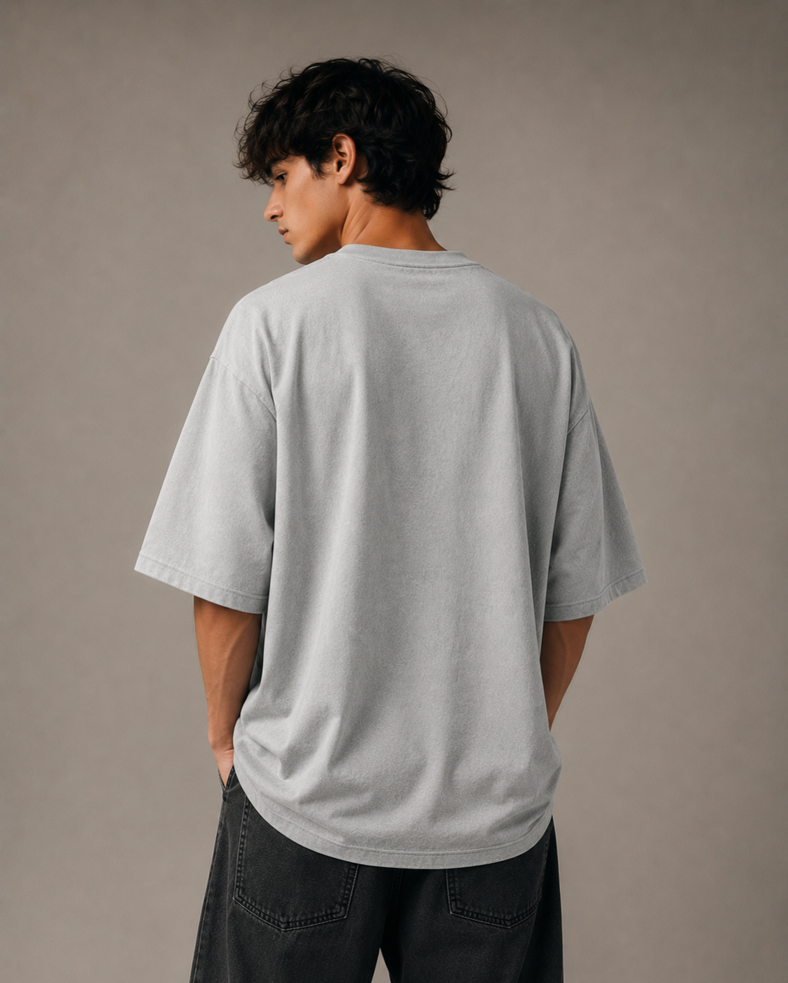 Orbit Noir Oversized Tee